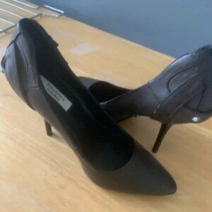 size 6 ladies pumps